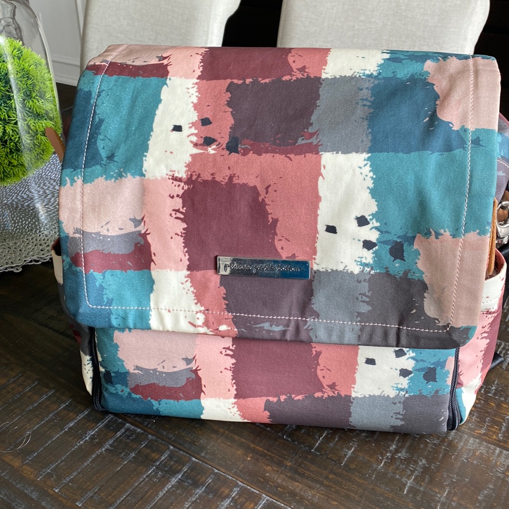 Euc Unique Petunia Pickle Bottom Diaper Bag!